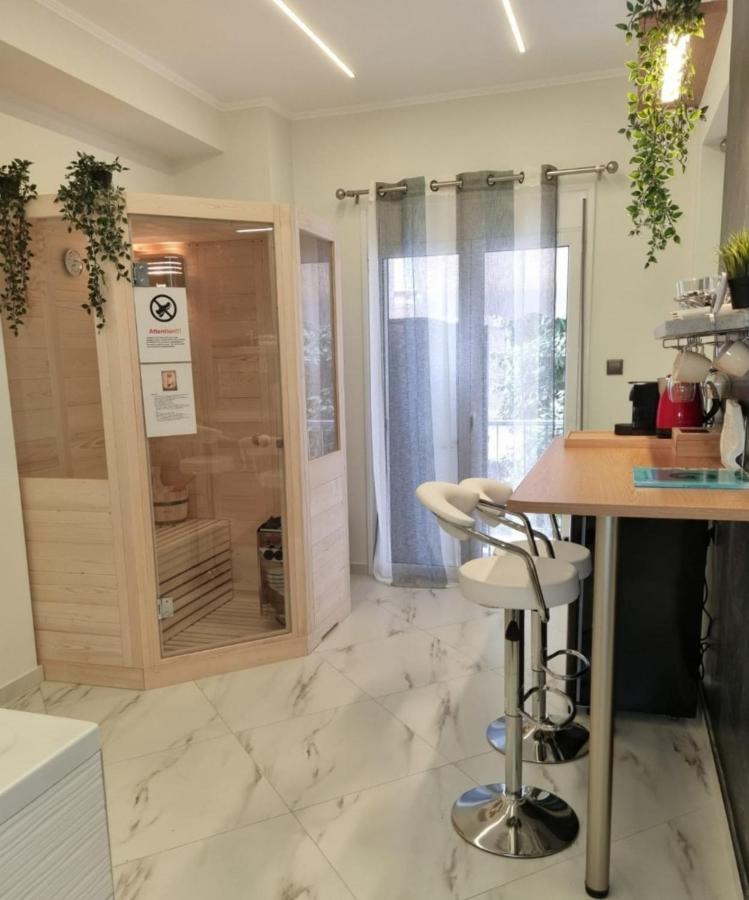 Romantic Deluxe Svite Wise Jacuzzi And Sauna 雅典 外观 照片